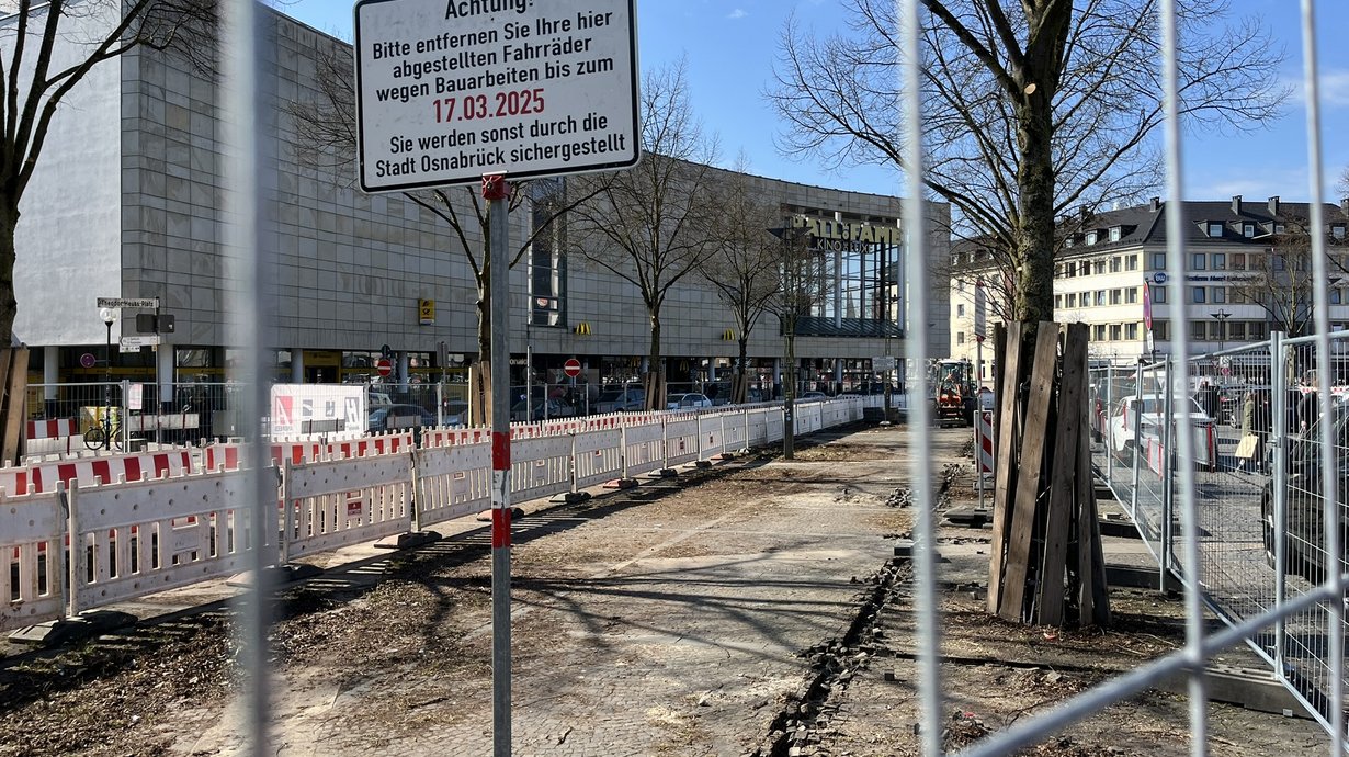 Bahnhofsvorplatz geräumt