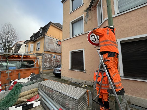 Tempo-30-Schild an der Iburger Straße